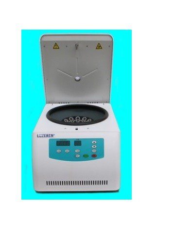 Centrifuga clínica para 24 tubos